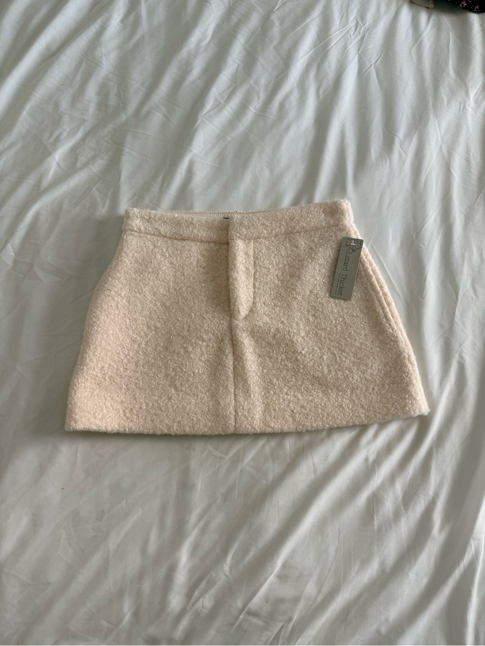 NWT Lizard Thicket Cream Bouclé Mini Skirt